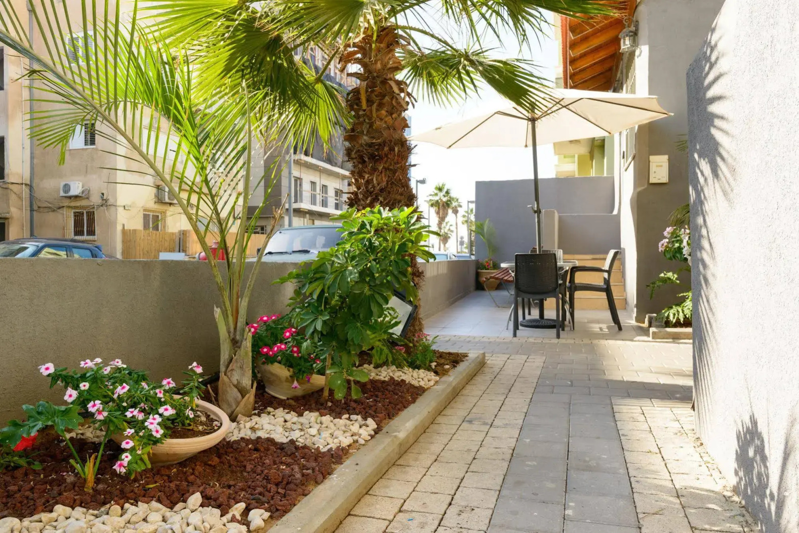 Crown Sea Apartments