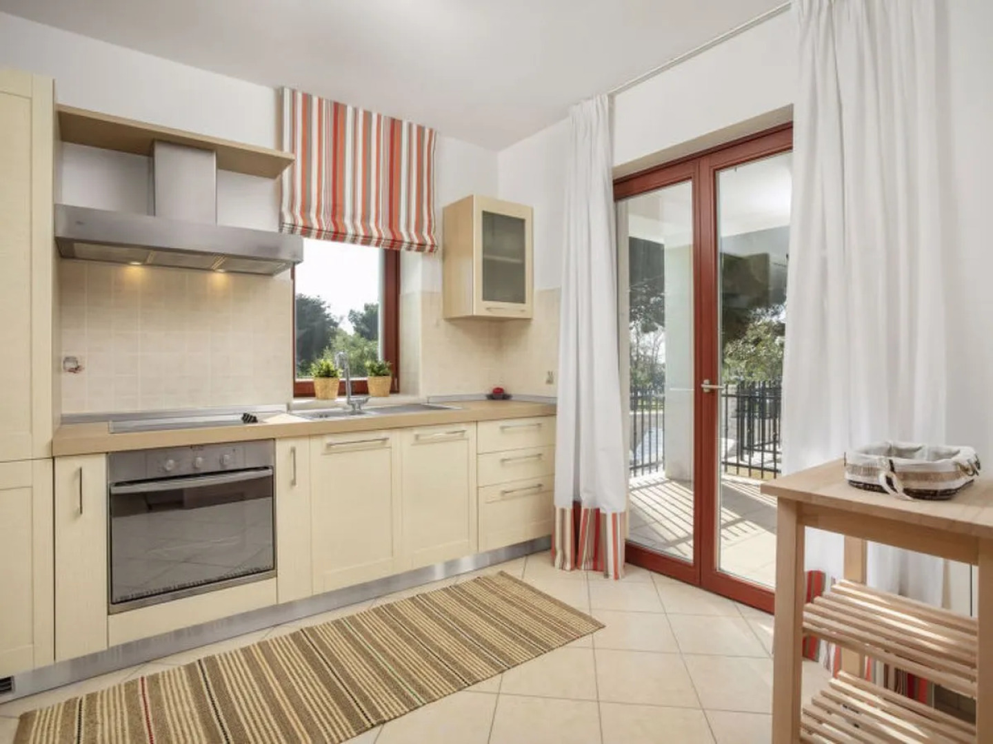 Villa Beach Front Ba Anija