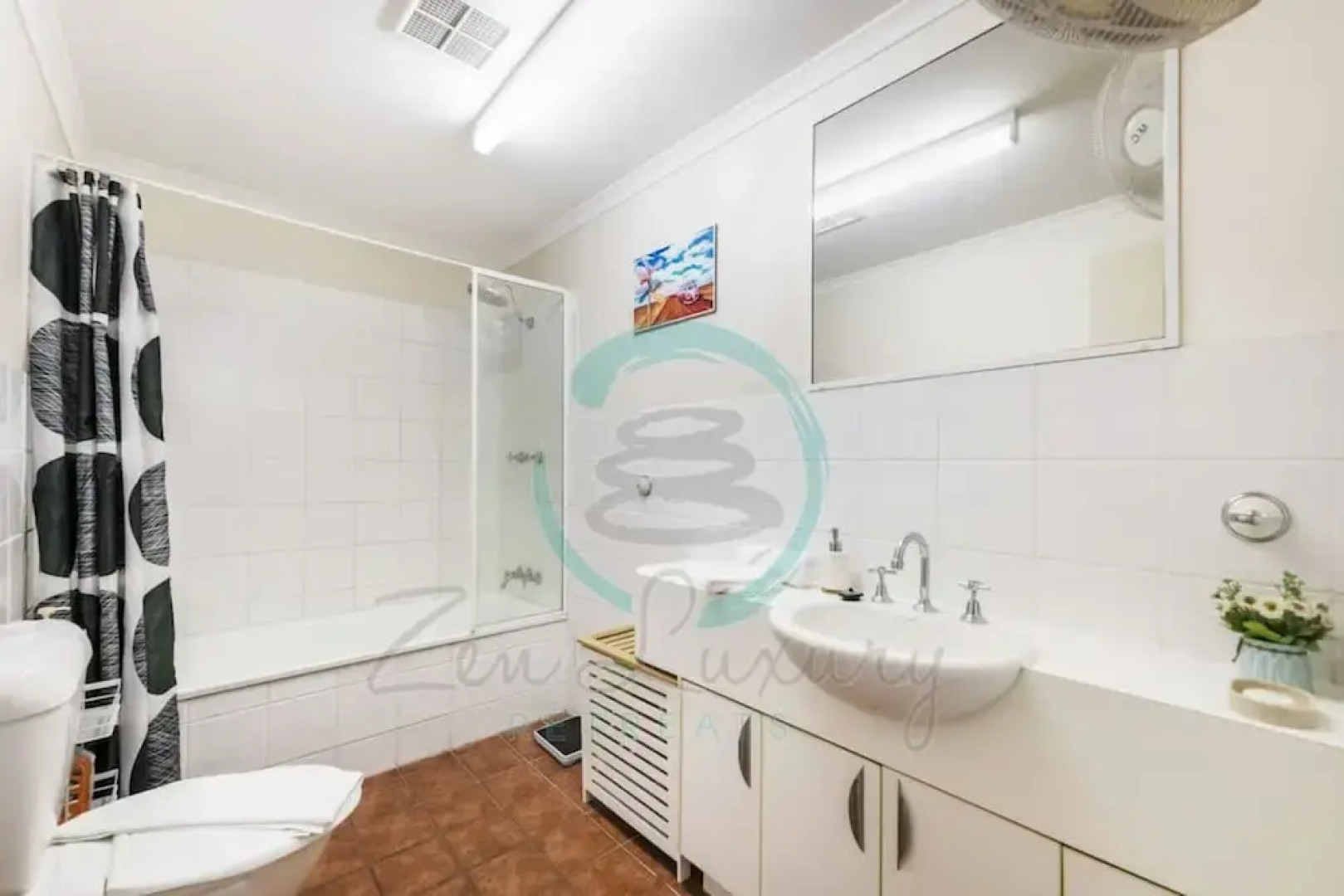 ZEN FORESHORE - 2 Bedroom Apt with Pool