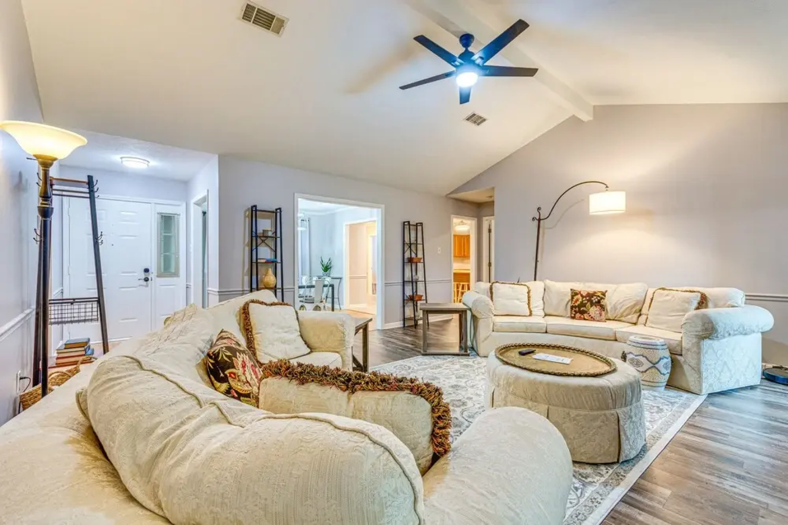Pet-friendly Conway Home: 1 Mi to Hendrix College!
