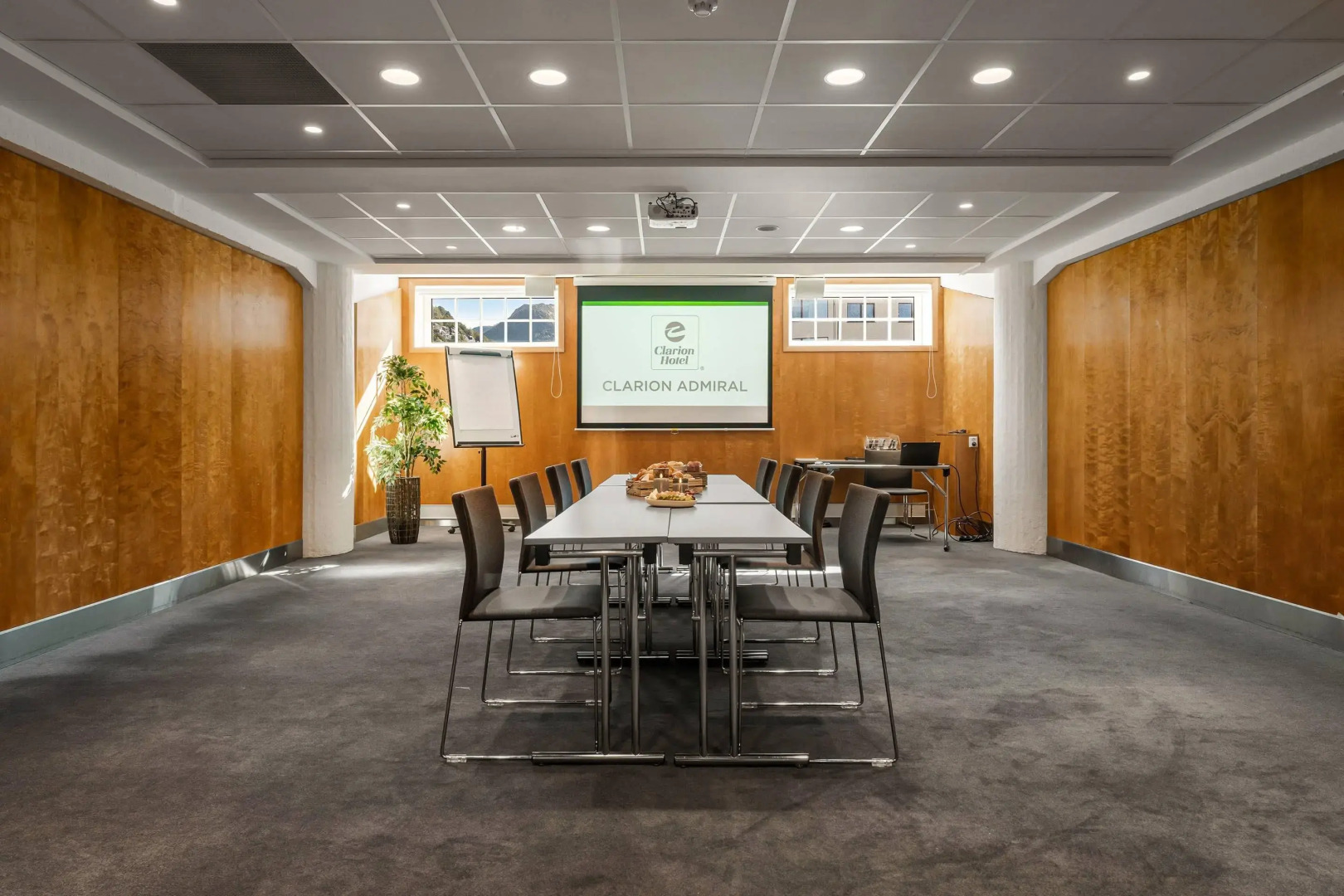 Clarion Hotel Admiral