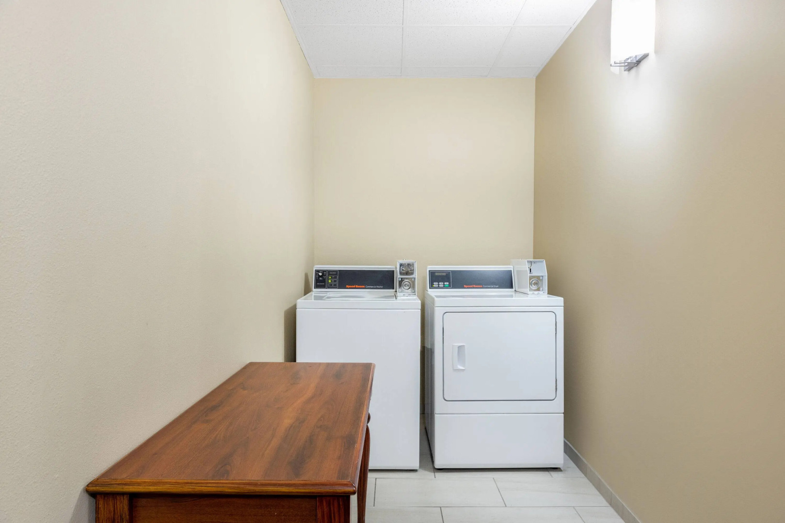 Days Inn By Wyndham Springville