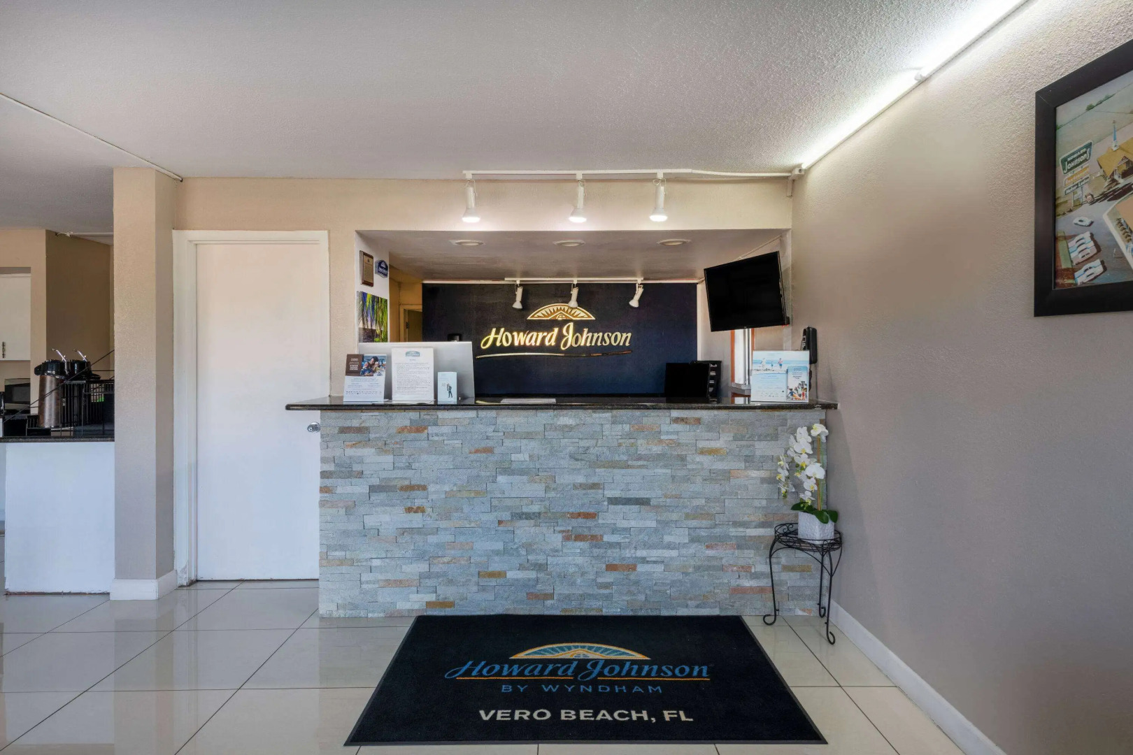 Howard Johnson by Wyndham Vero Beach/I-95