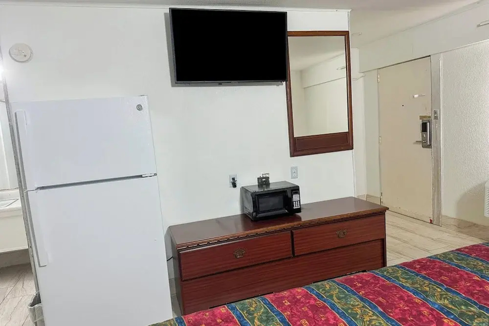 Shamrock Kings Inn By Oyo Marked Tree I-555