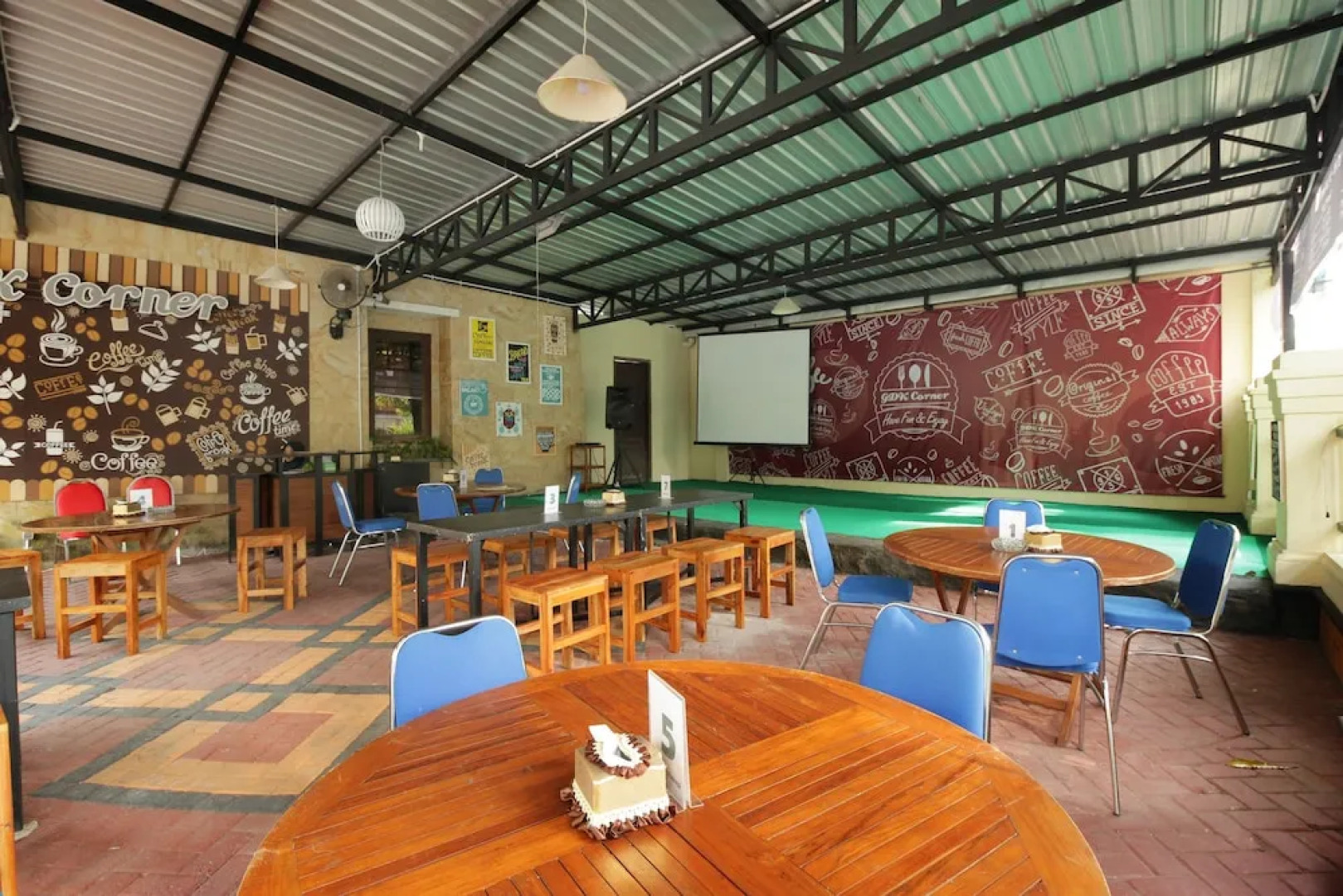 Airy Alun Alun Bojonegoro Trunojoyo 2