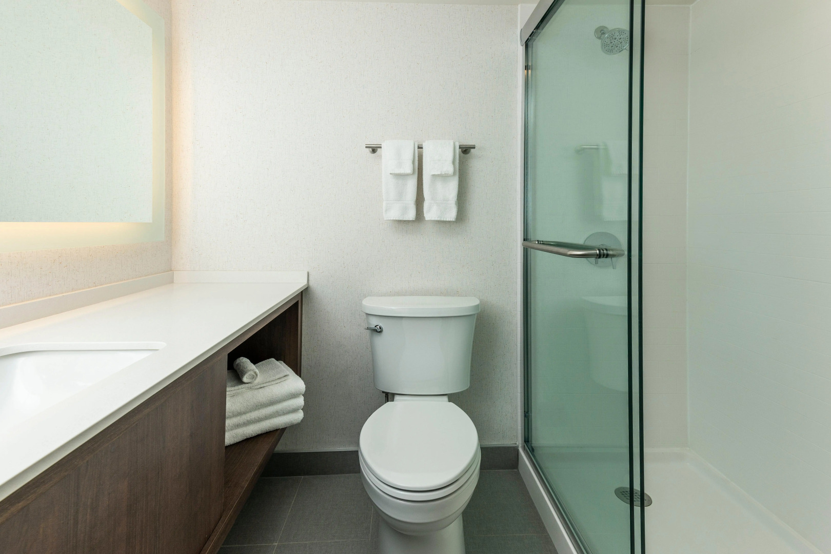 Holiday Inn Kingston Waterfront by IHG