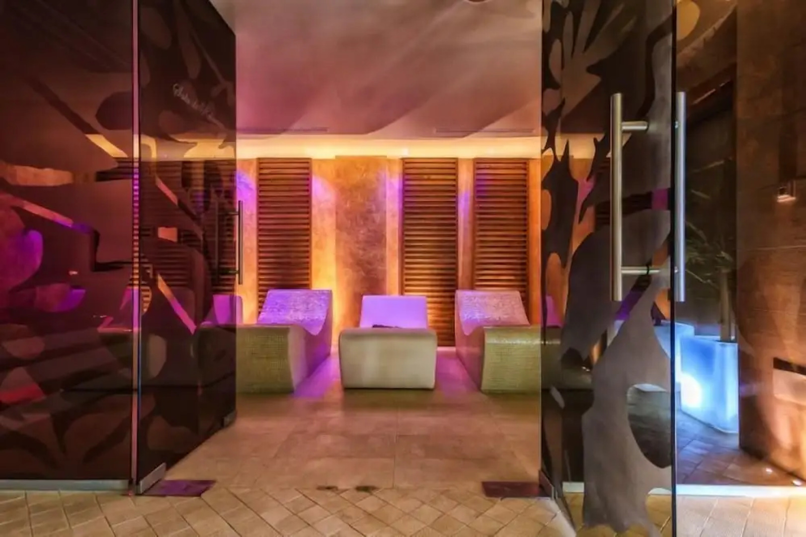 Hotel Roman By Dumbrava Business Resort