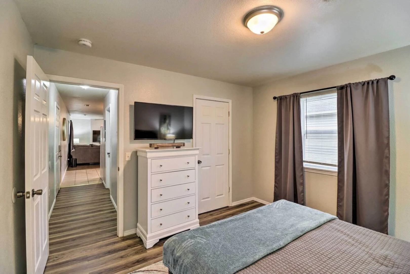 Stylish & Family-friendly West Plains Home!