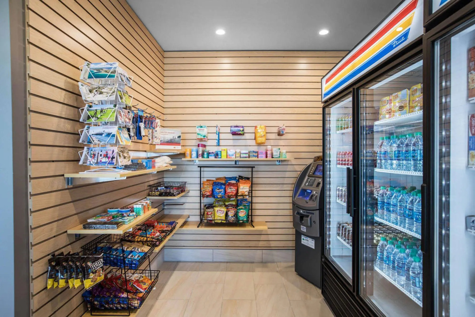 Holiday Inn Express & Suites Ludington by IHG