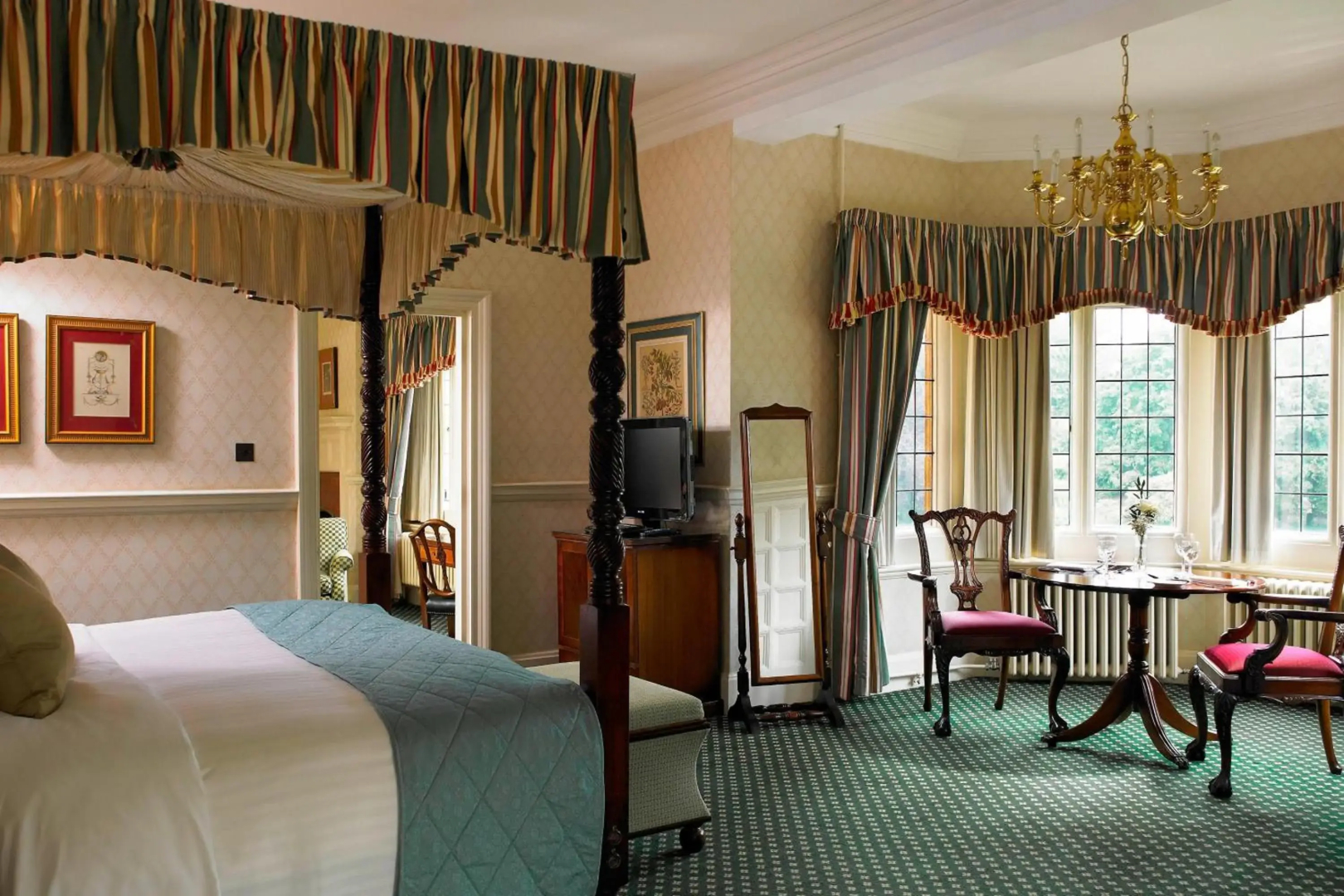 Hanbury Manor Marriott Hotel & Country Club