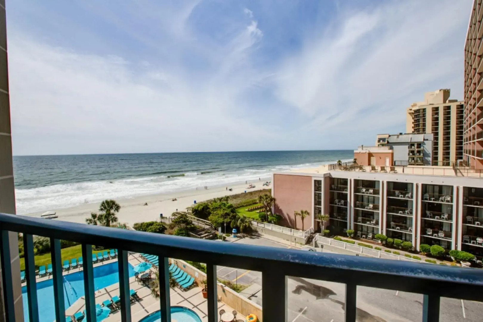 Sand Dunes Resort and Suites