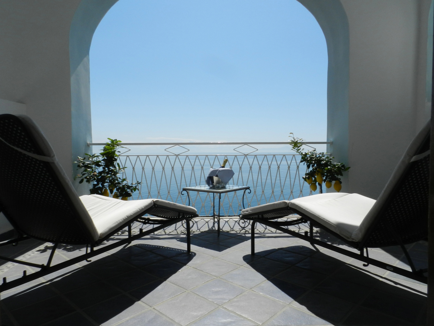 Hotel Holiday