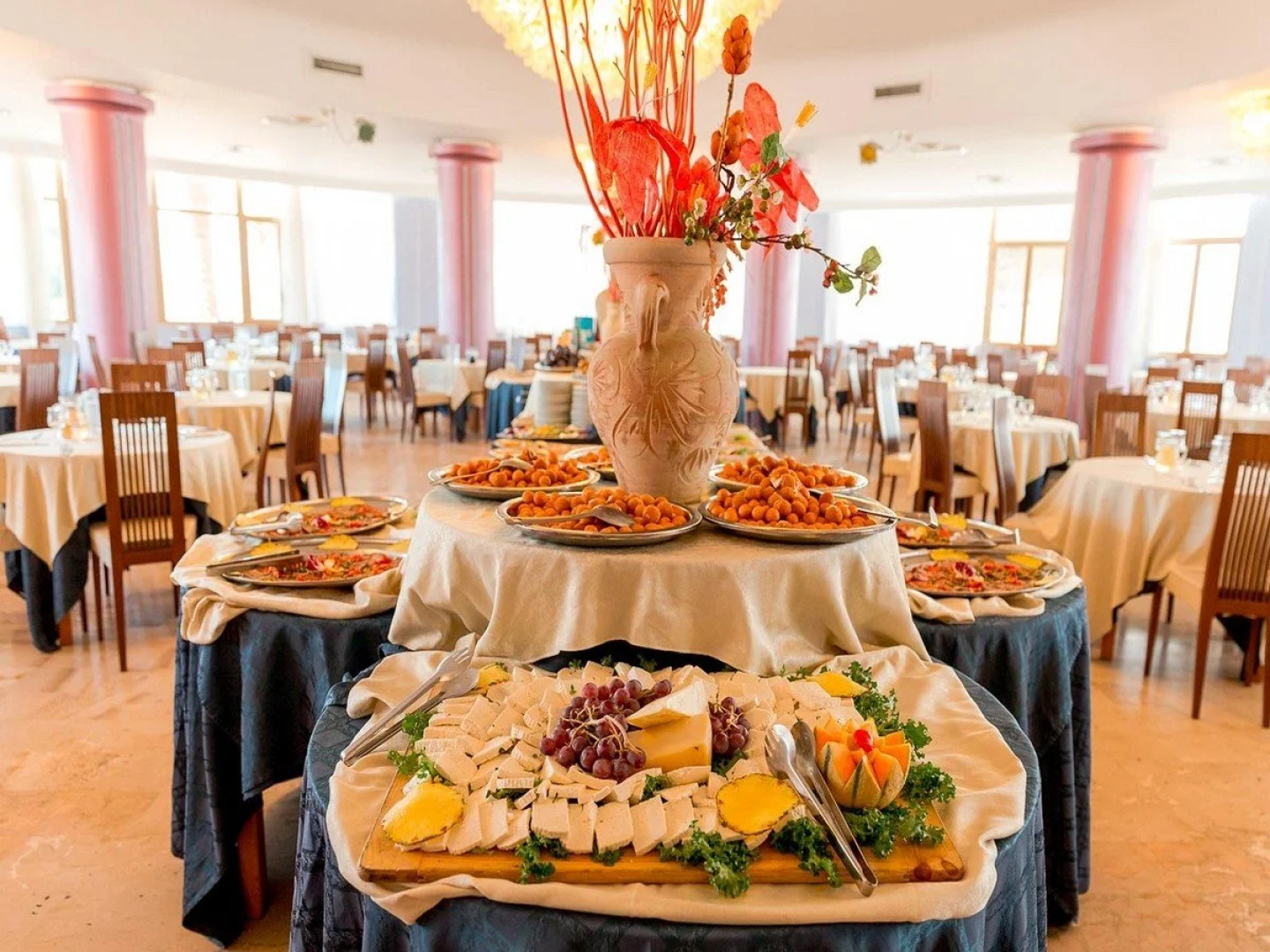 Paradise Beach Resort