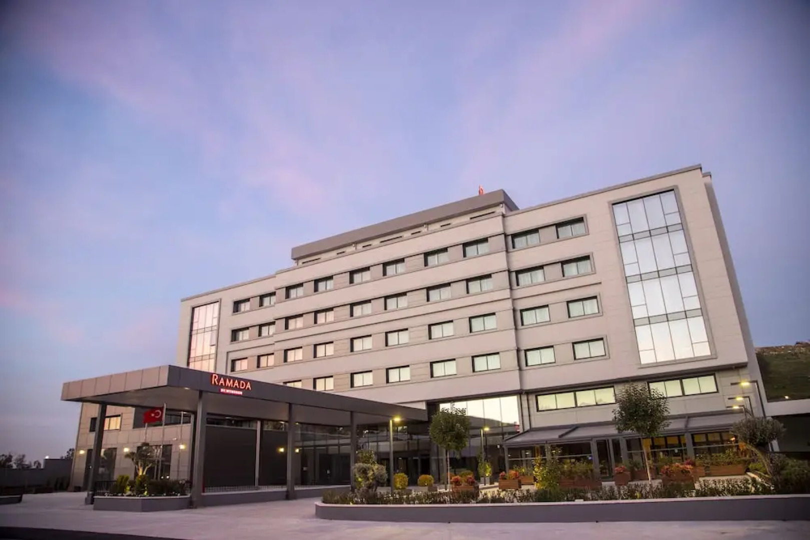 Ramada by Wyndham Izmir Aliaga