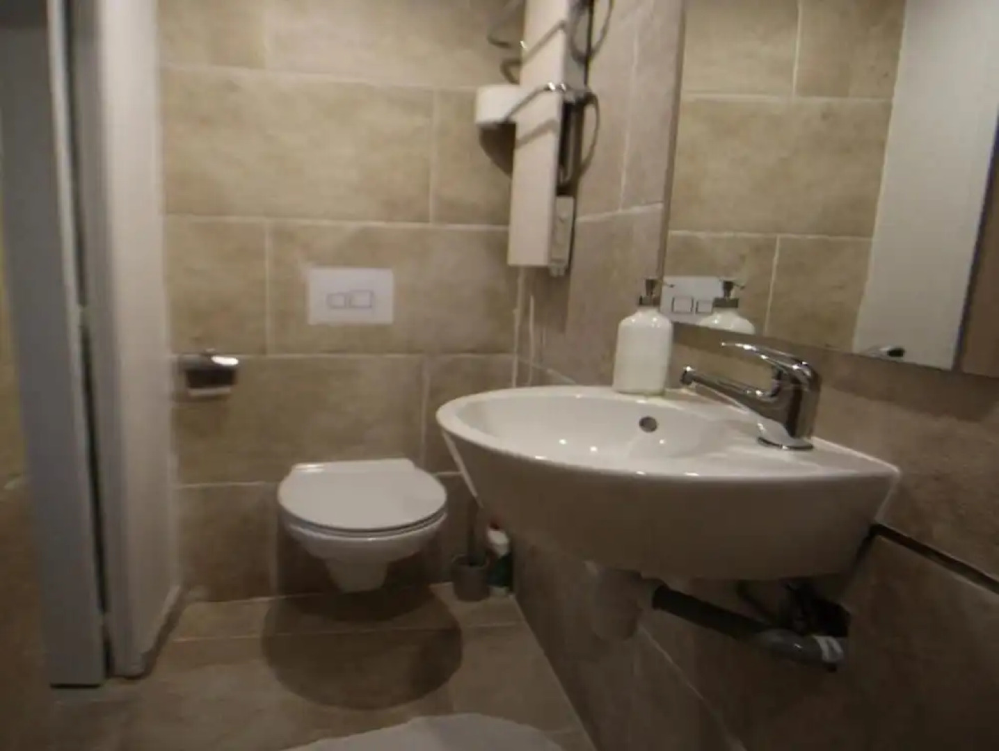 Scenic Villa With View of the Gardon River