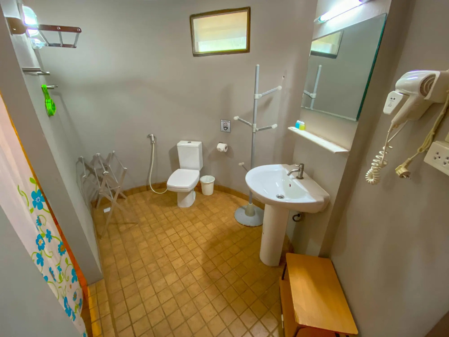 Koh Mak Buri Hut Natural Resort