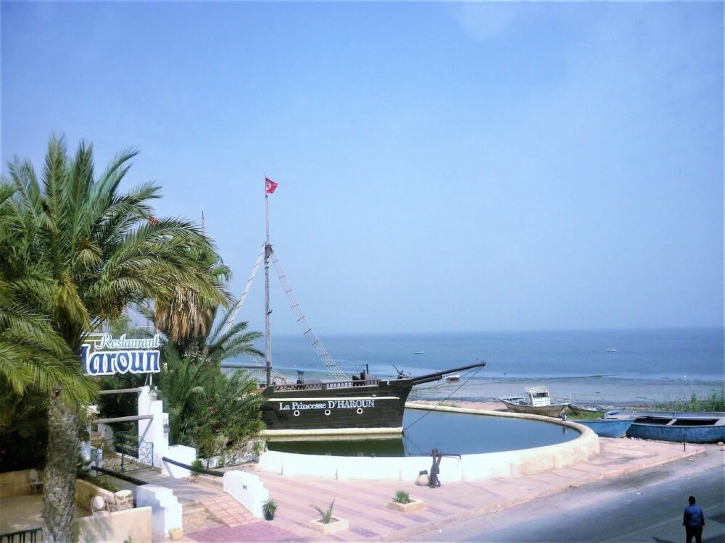 Cosy Apartment With one Room in Houmt Souk ,with Wonderful sea View, F
