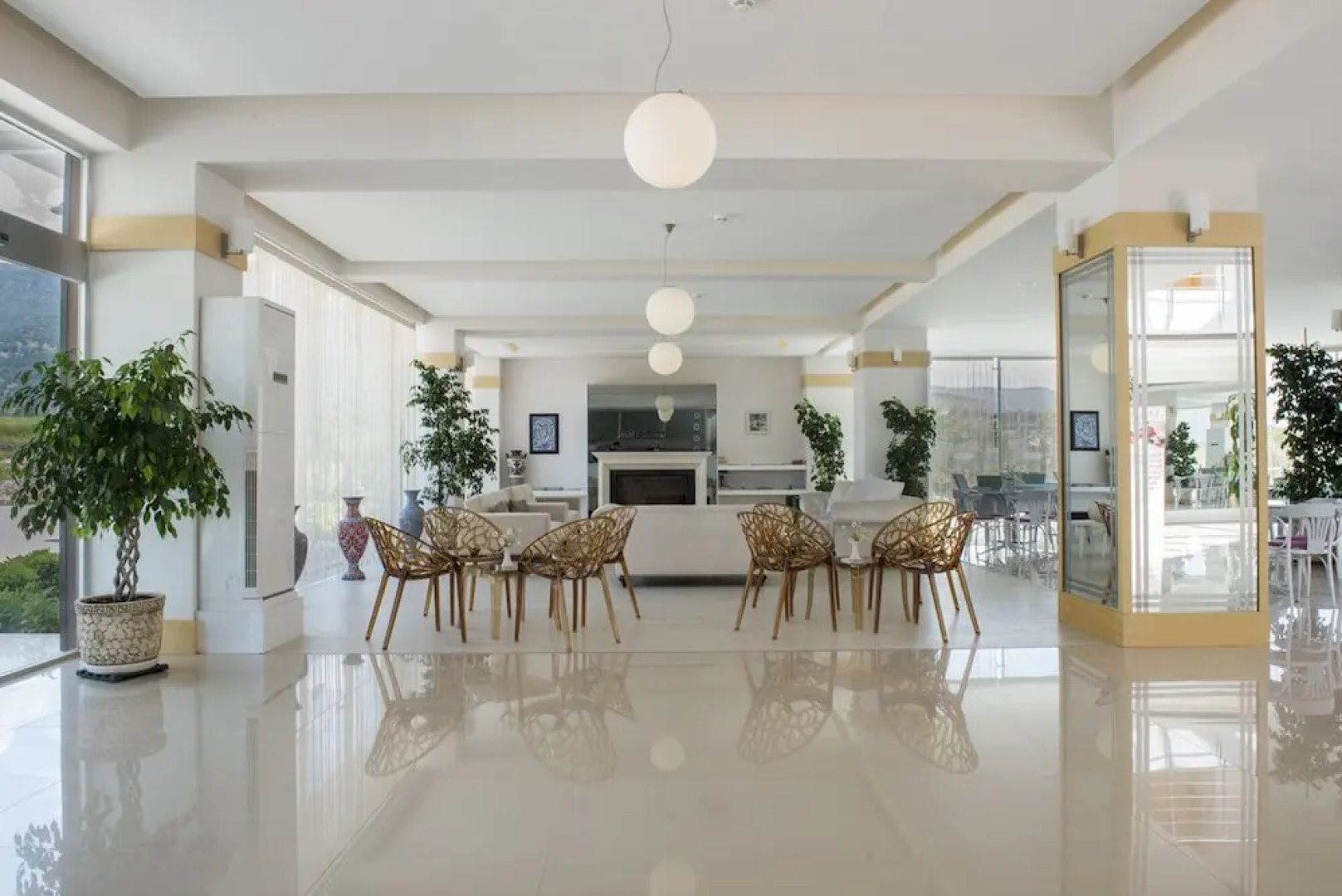 Larina Ninova Thermal SPA & Hotel