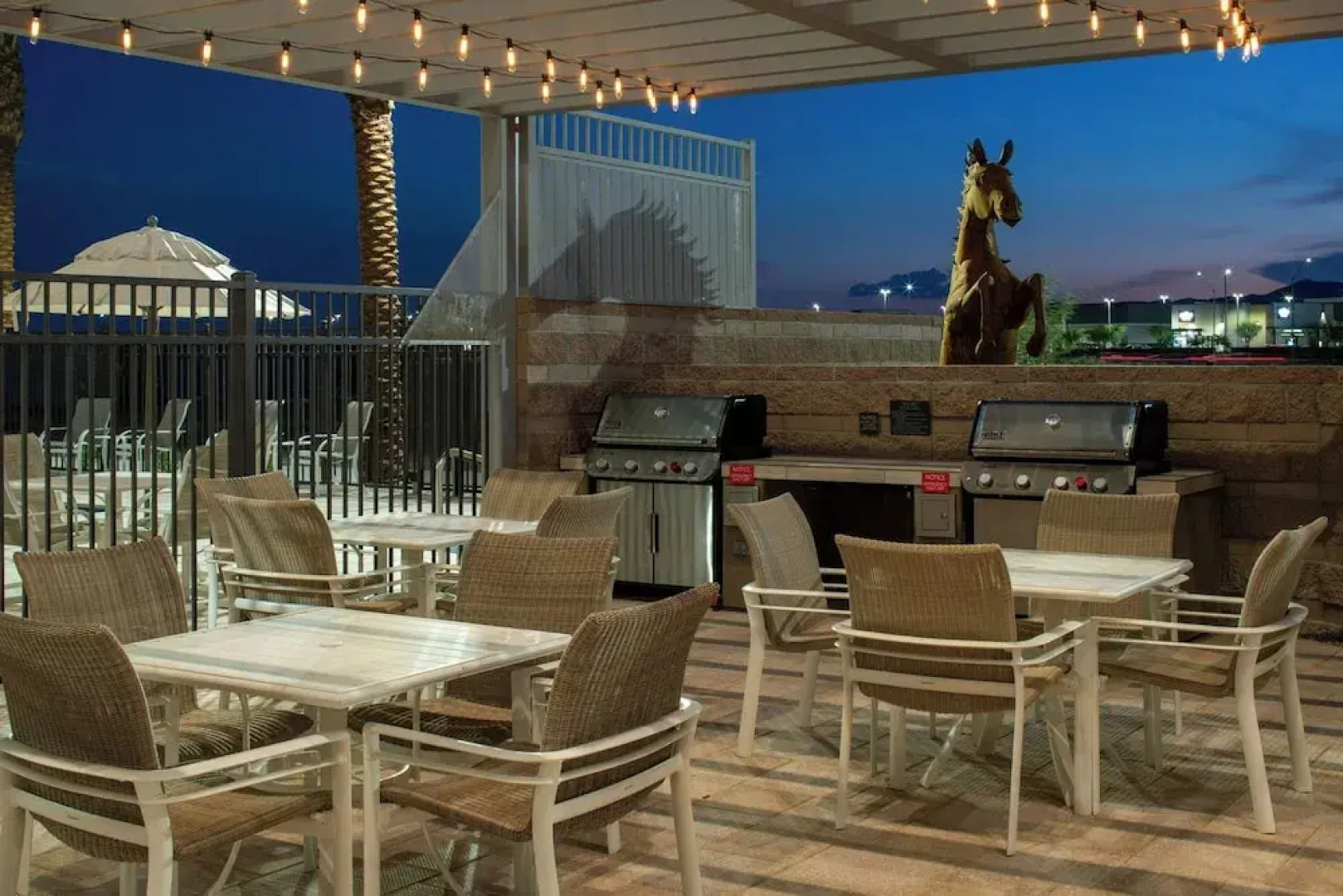 Fairfield By Marriott Inn & Suites Surprise Prasada