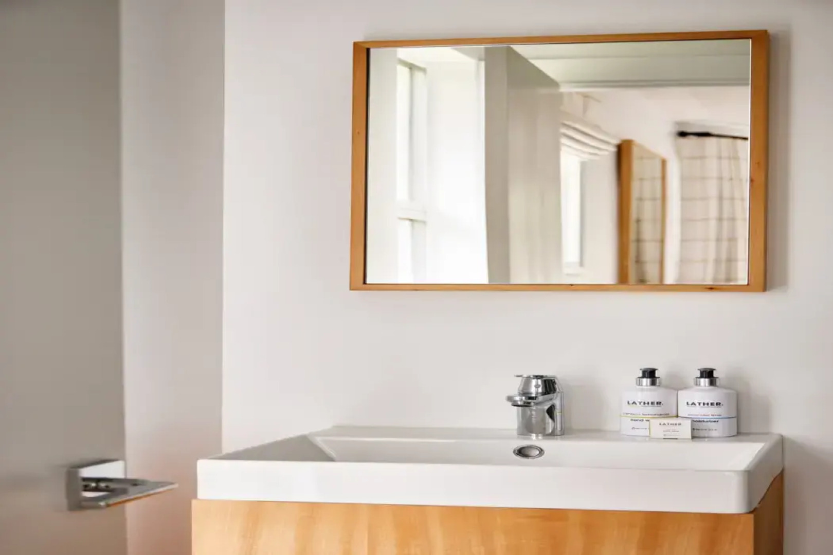 Windjammer Motor Inn