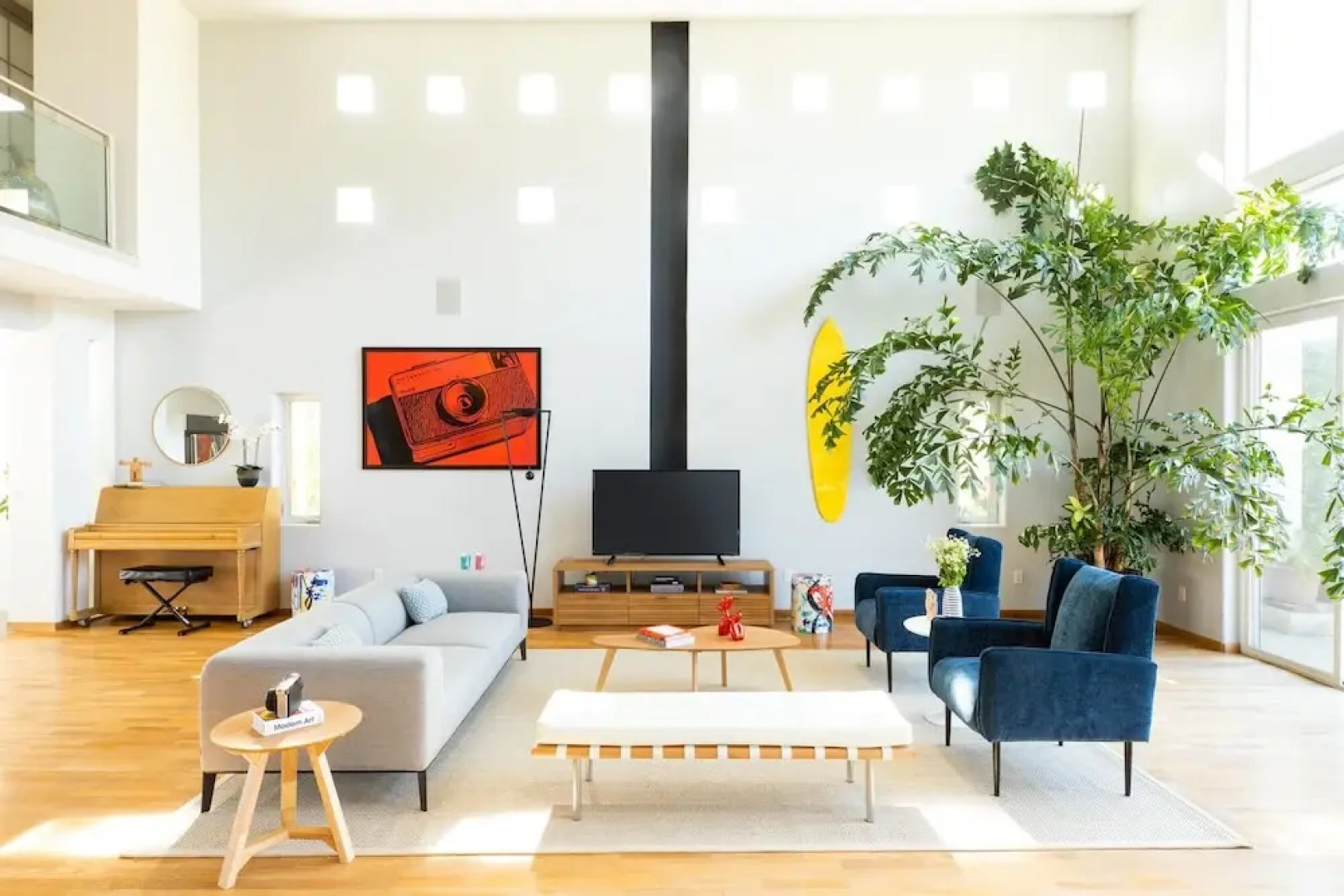 Beachcomber by AvantStay | 1 Block from Beach - Modern Estate w/ Ocean Views