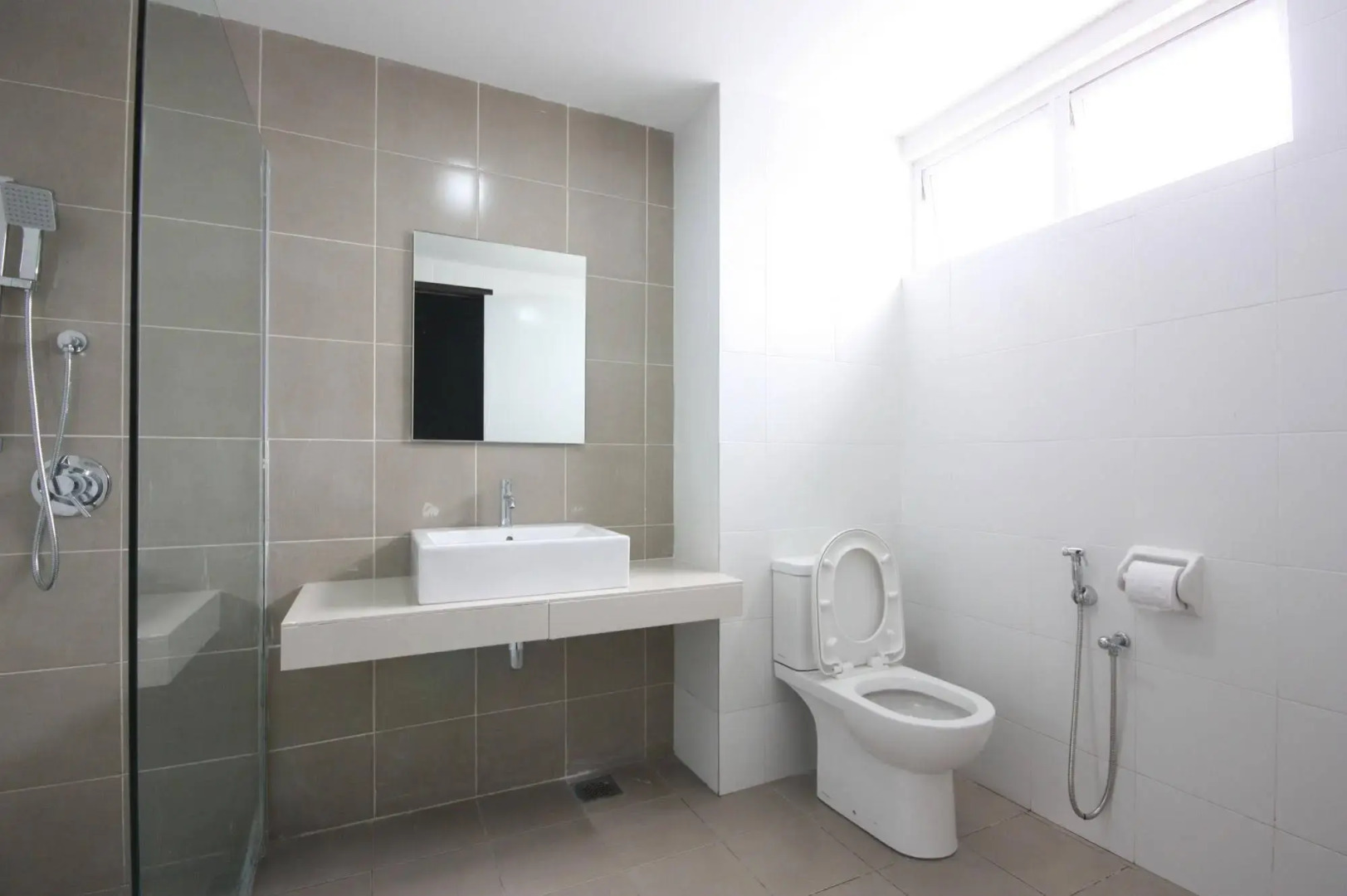 Shamrock Beach Villas Seaview 15