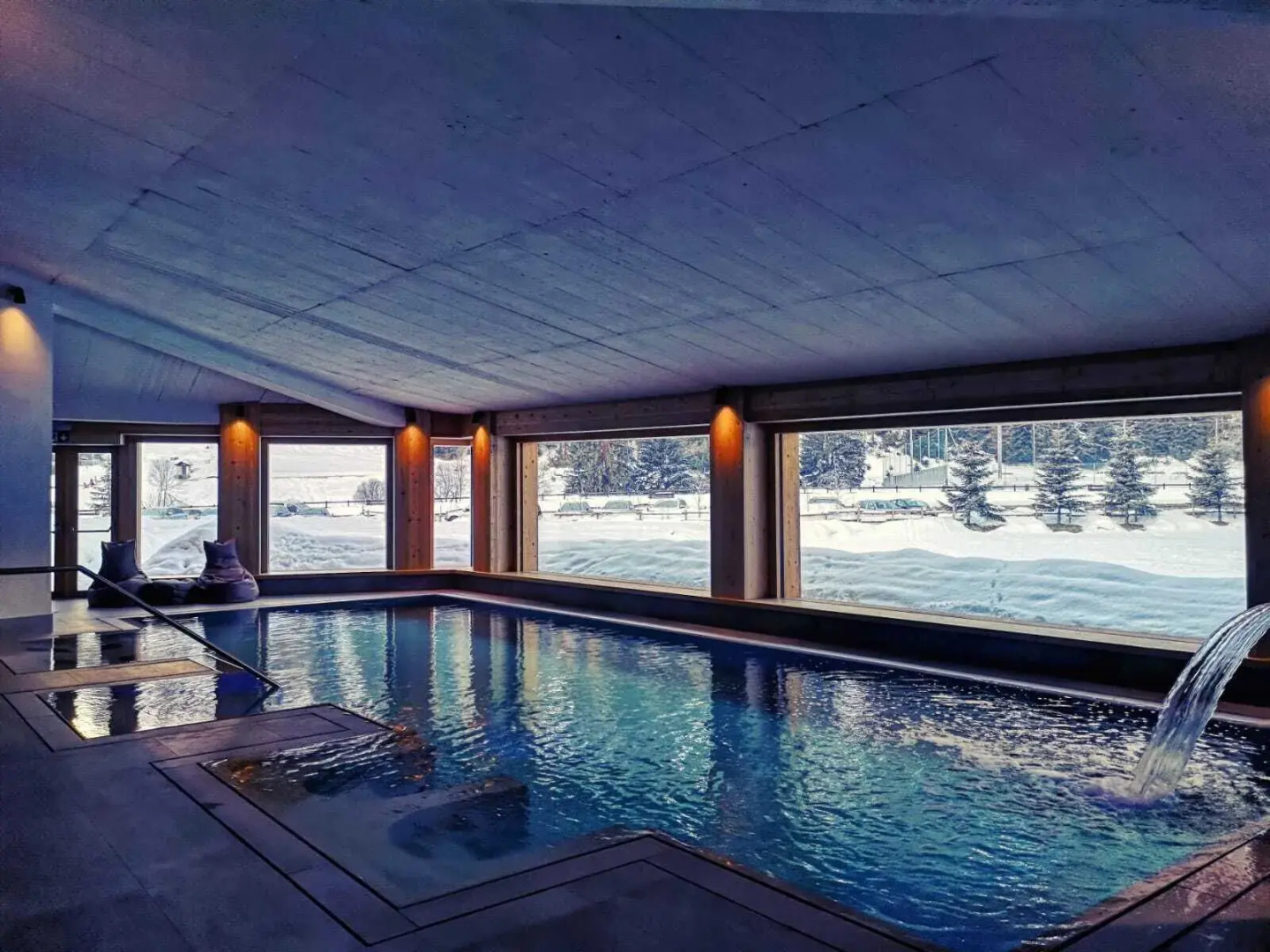 Charmant Petit Hotel