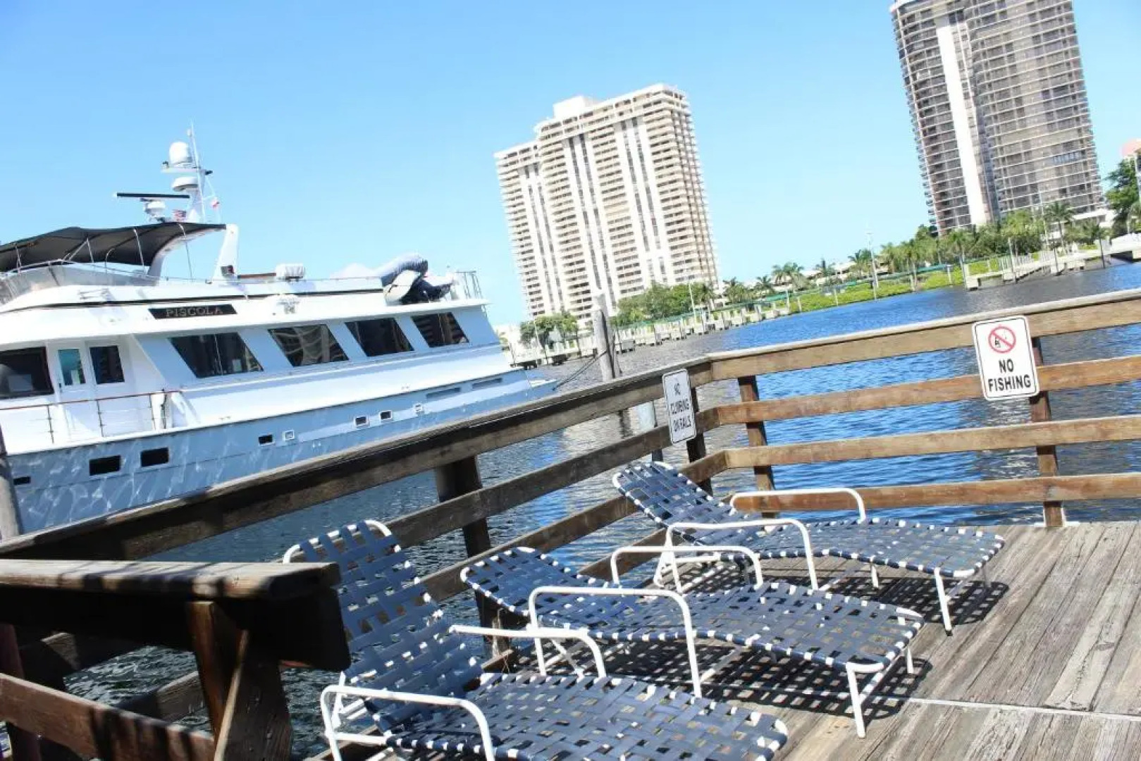 Yacht Club at Aventura Luxurious 1 Bed 1 Bath