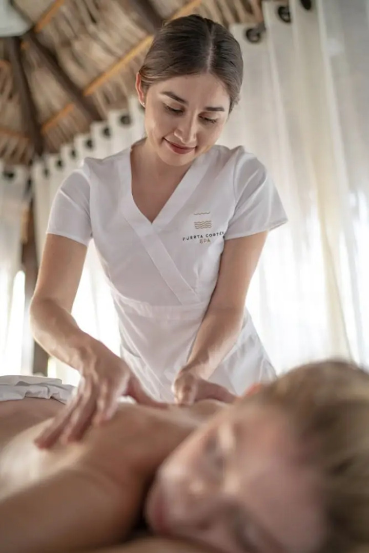 Puerta Cortés Residences by Lumina