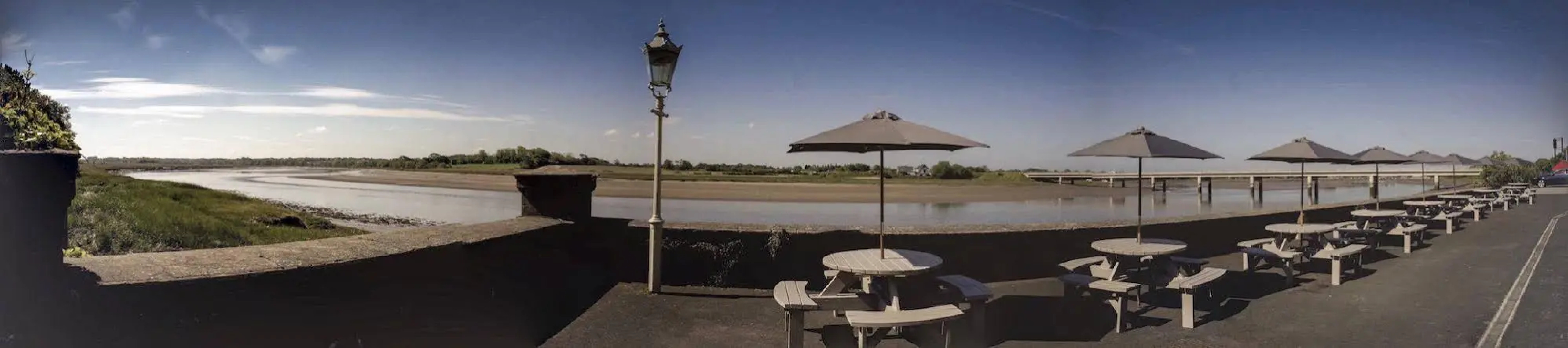 Shard Riverside Hotel, Bar & Restaurant