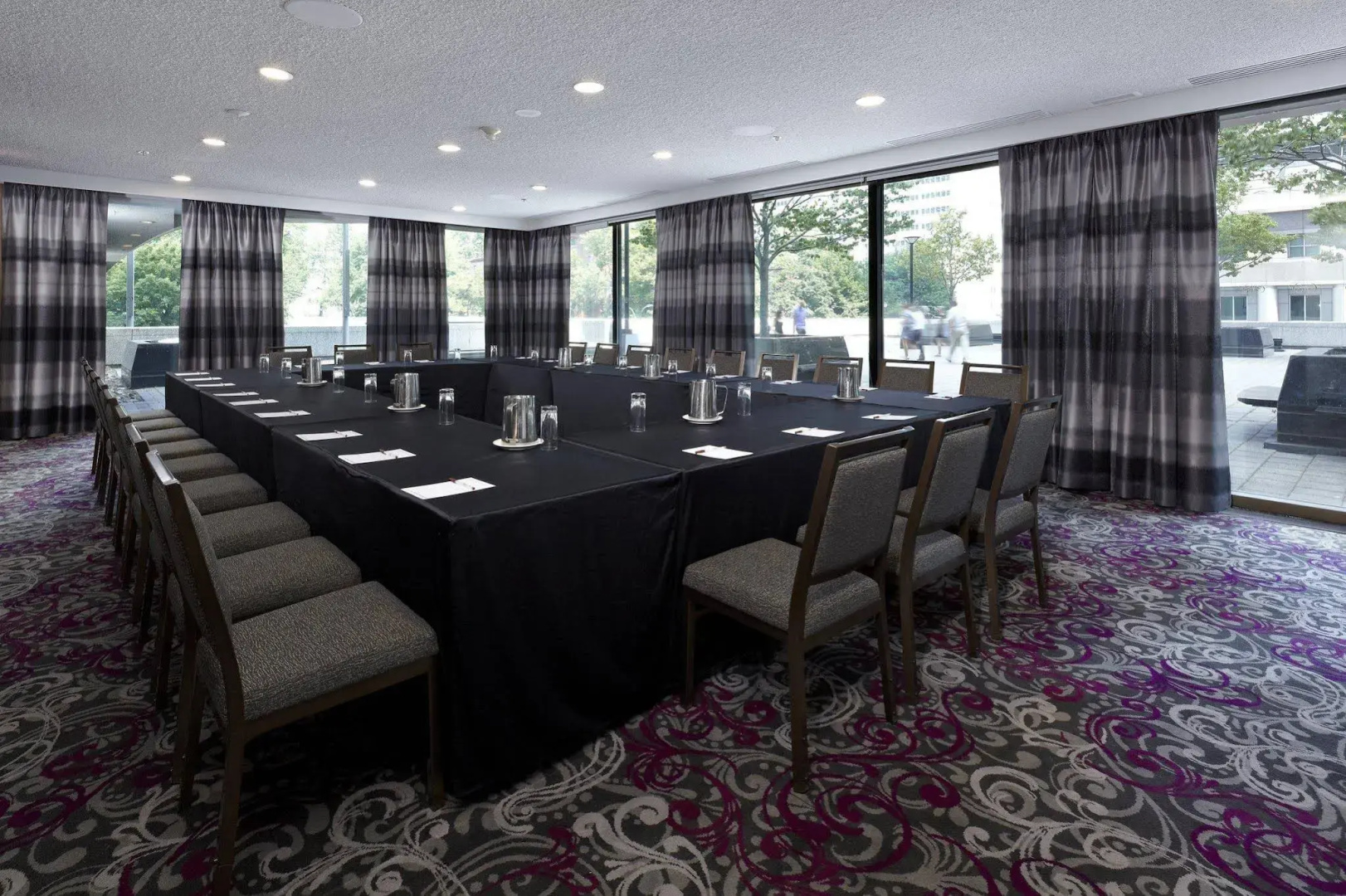 Montreal Marriott Chateau Champlain