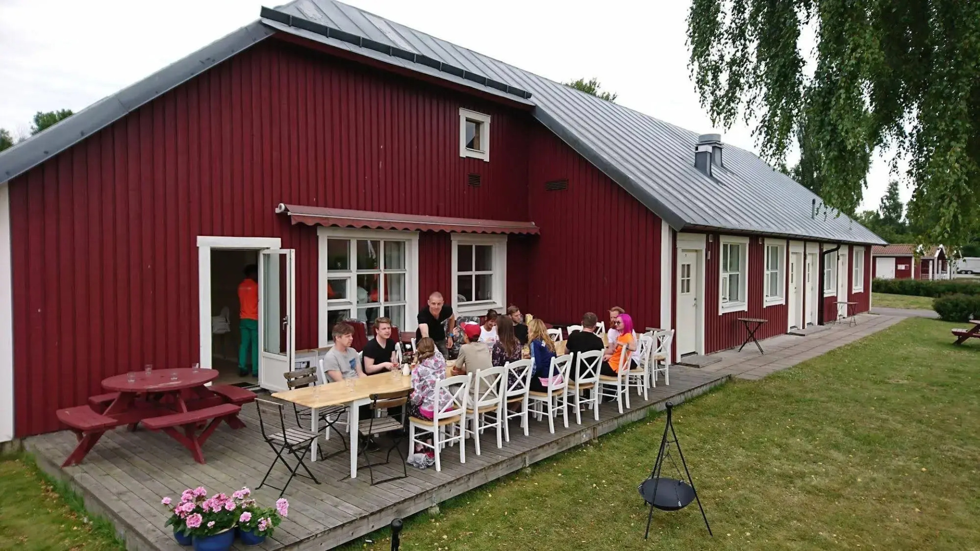 Sjötorps Vandrarhem & Rum - Hostel