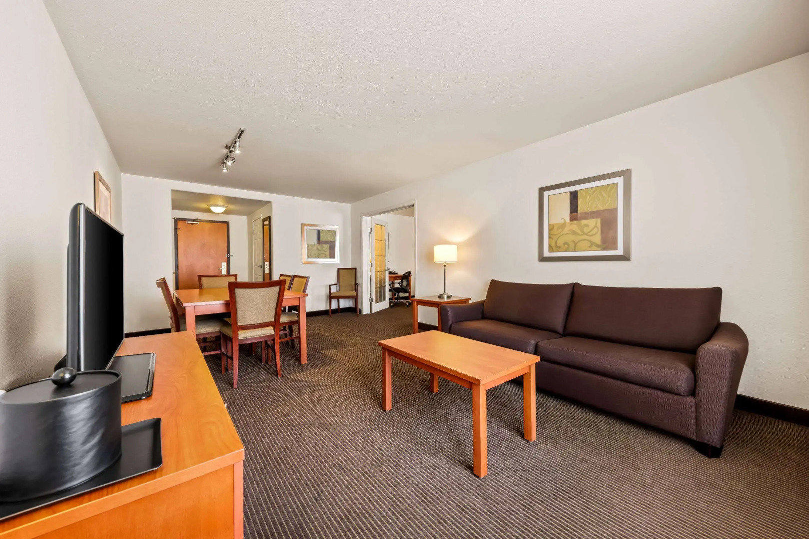 Wingate by Wyndham Calgary