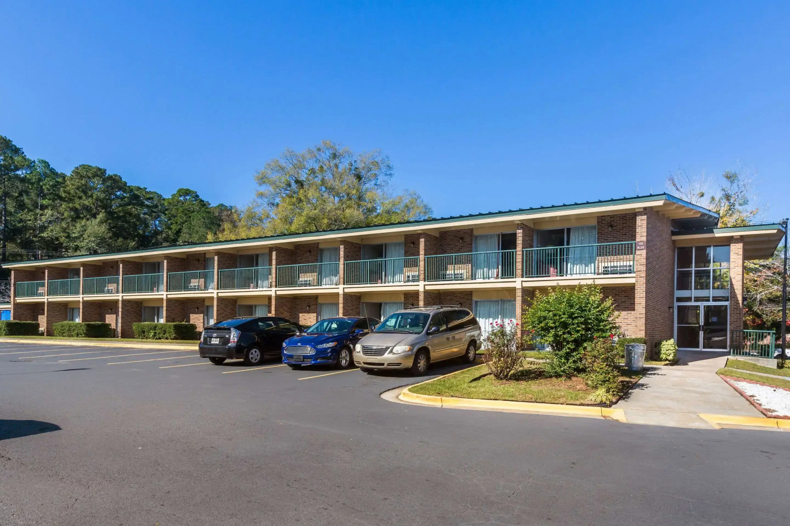 Super 8 by Wyndham Macon GA