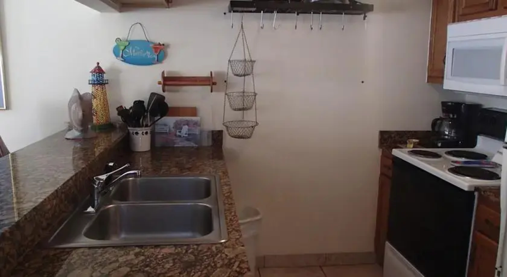 Gulfpoint Condominiums - by Island Services