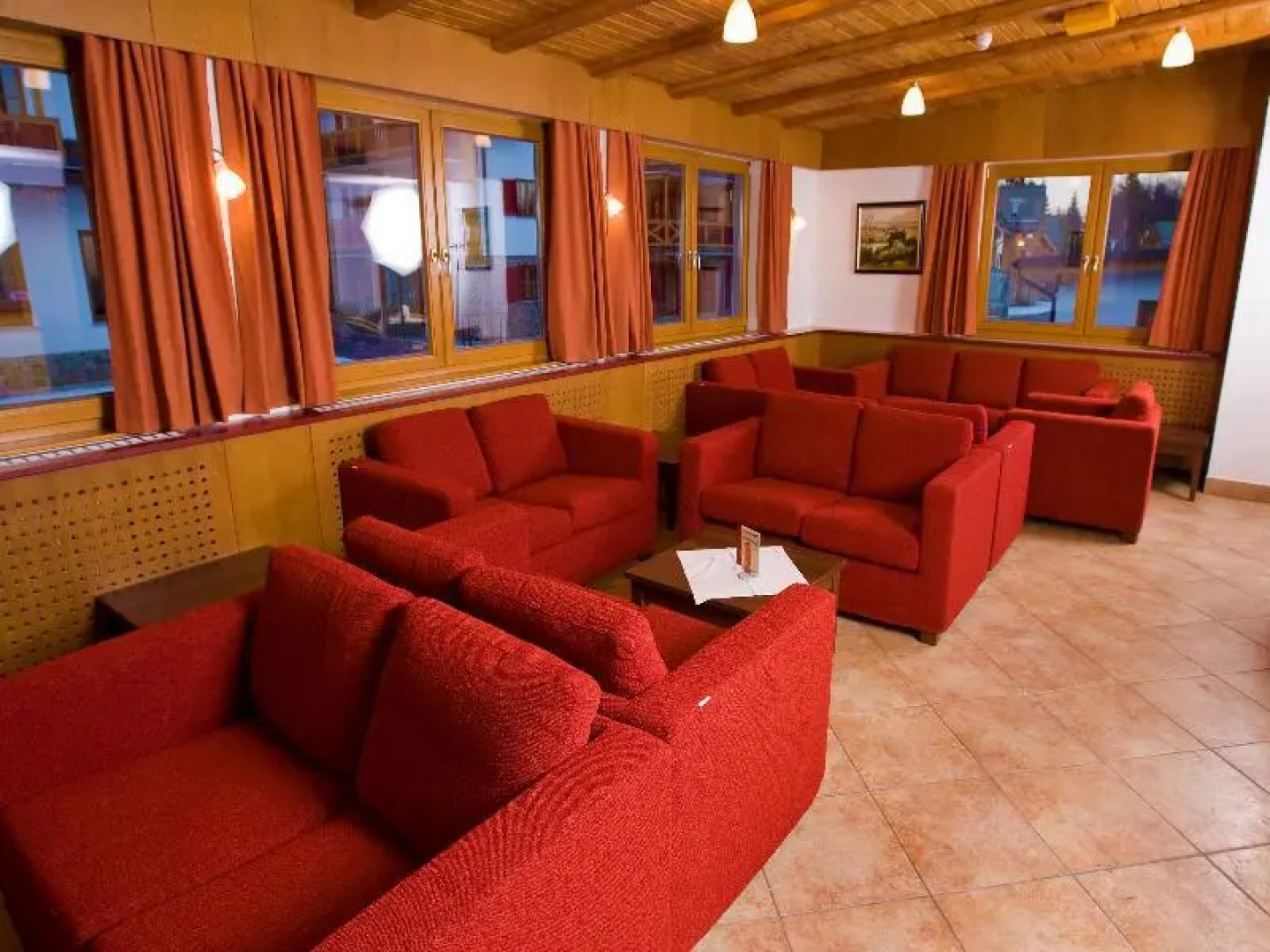 Pohorje Village Wellbeing Resort - Forest Hotel Videc