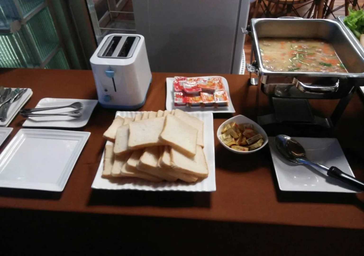 Laekhon Nonbai Hotel