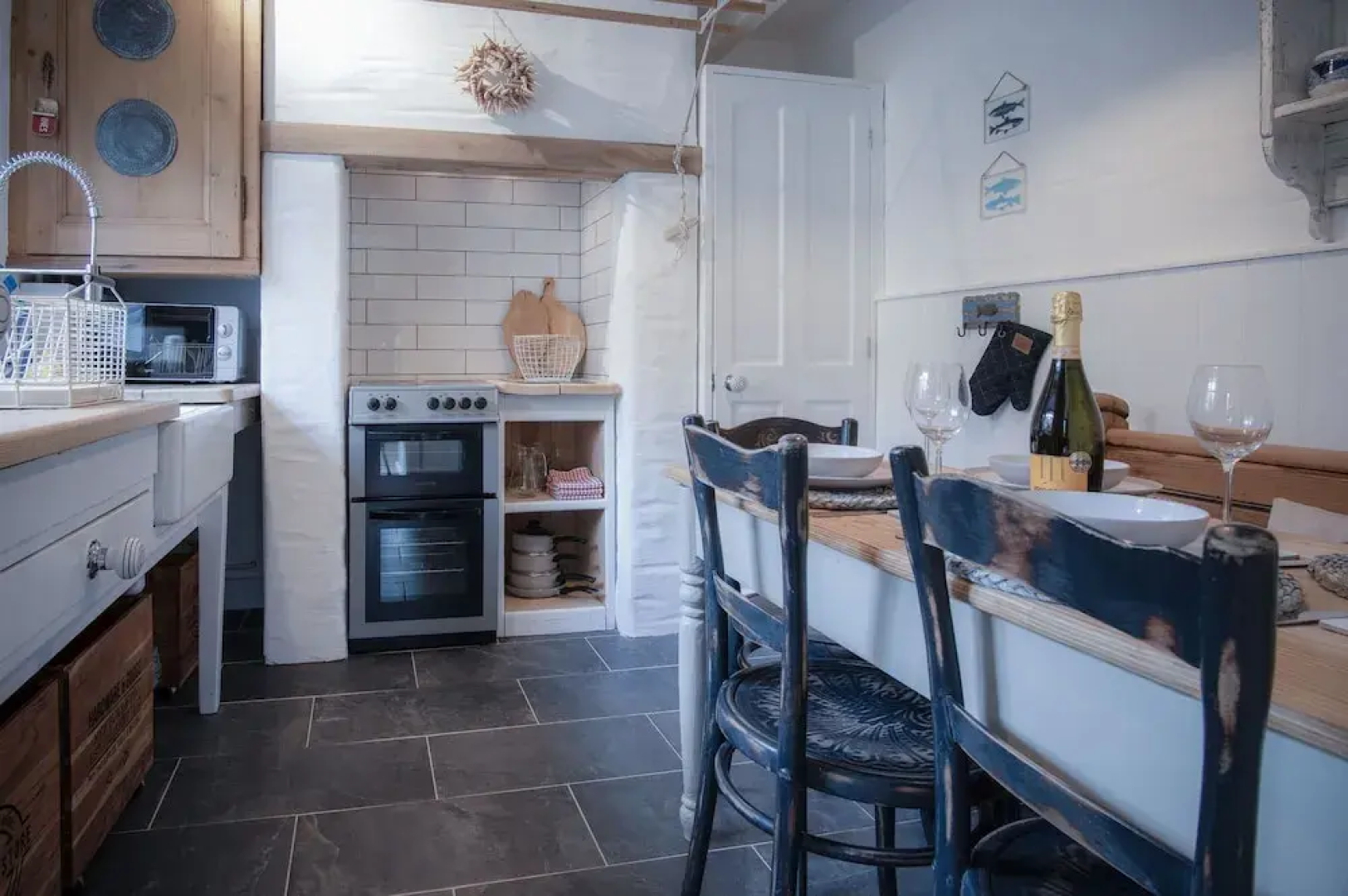 The Old Spa - 2 Bedroom Cottage - Pleasant Valley