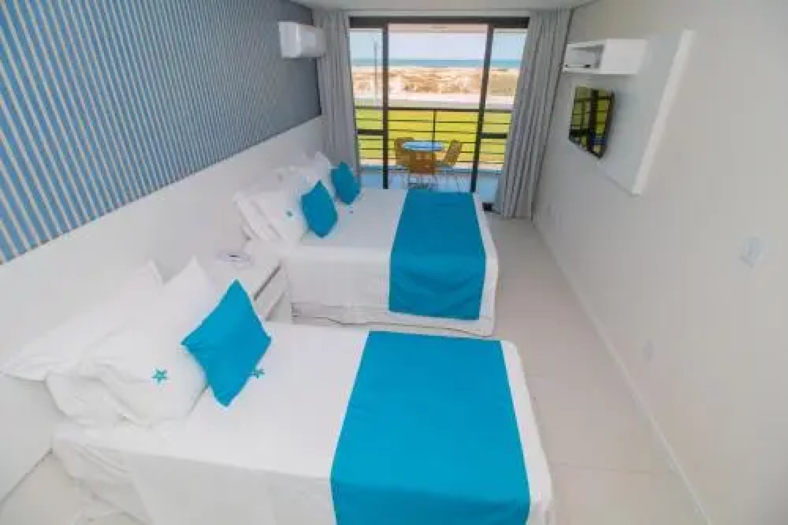 Ponta dos Molhes Beach Flat