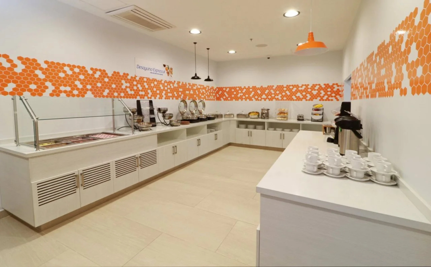 Holiday Inn Express & Suites Ensenada Centro by IHG