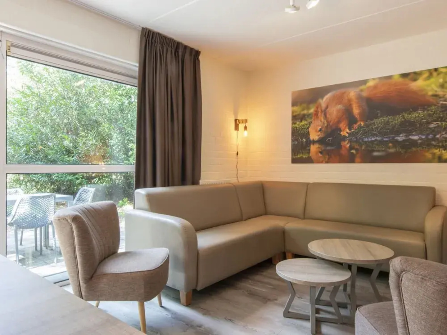 Cozy Woodland Getaway