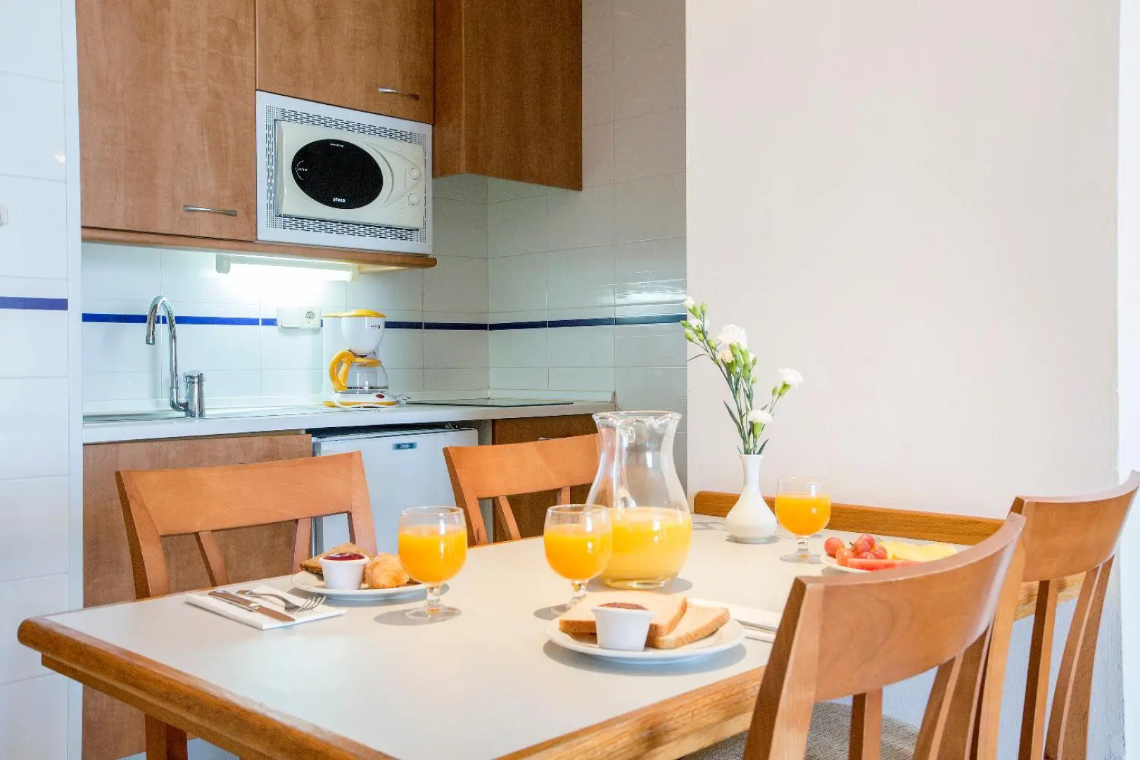 Hipotels Bahía Grande Aparthotel