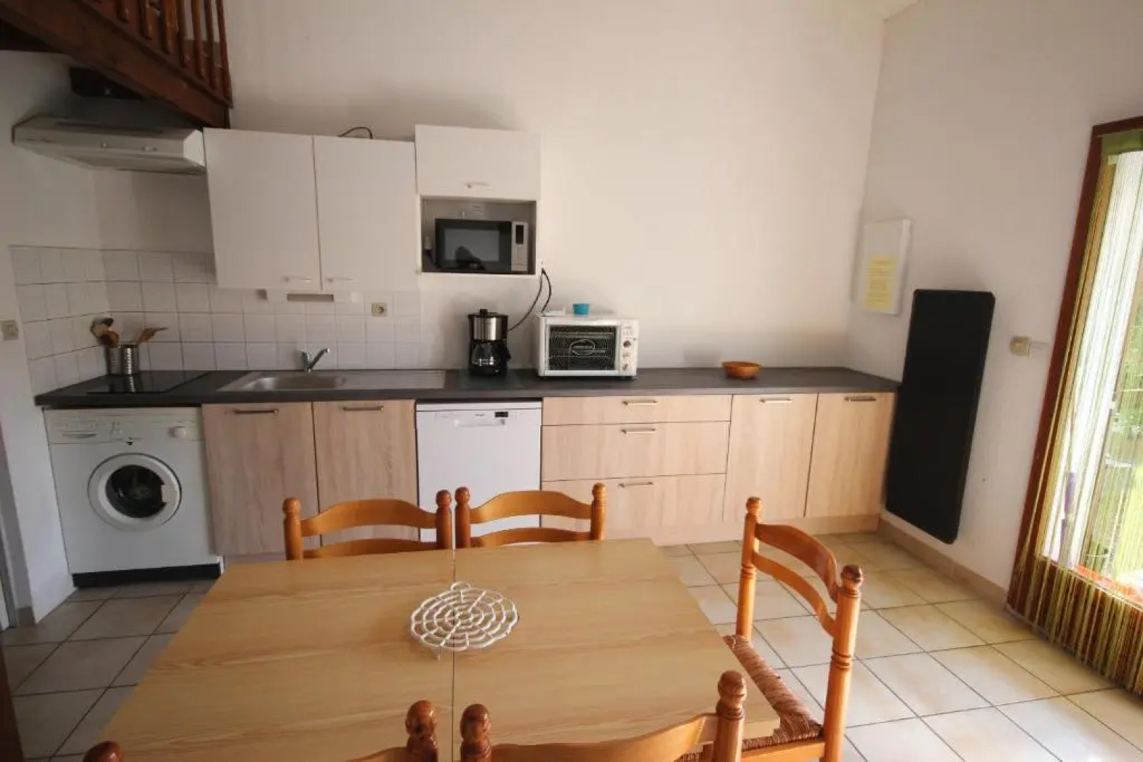 Belle villa 5 couchages terrasse parking dans résidence sécurisée piscine commune 400m de la mer LRJP16