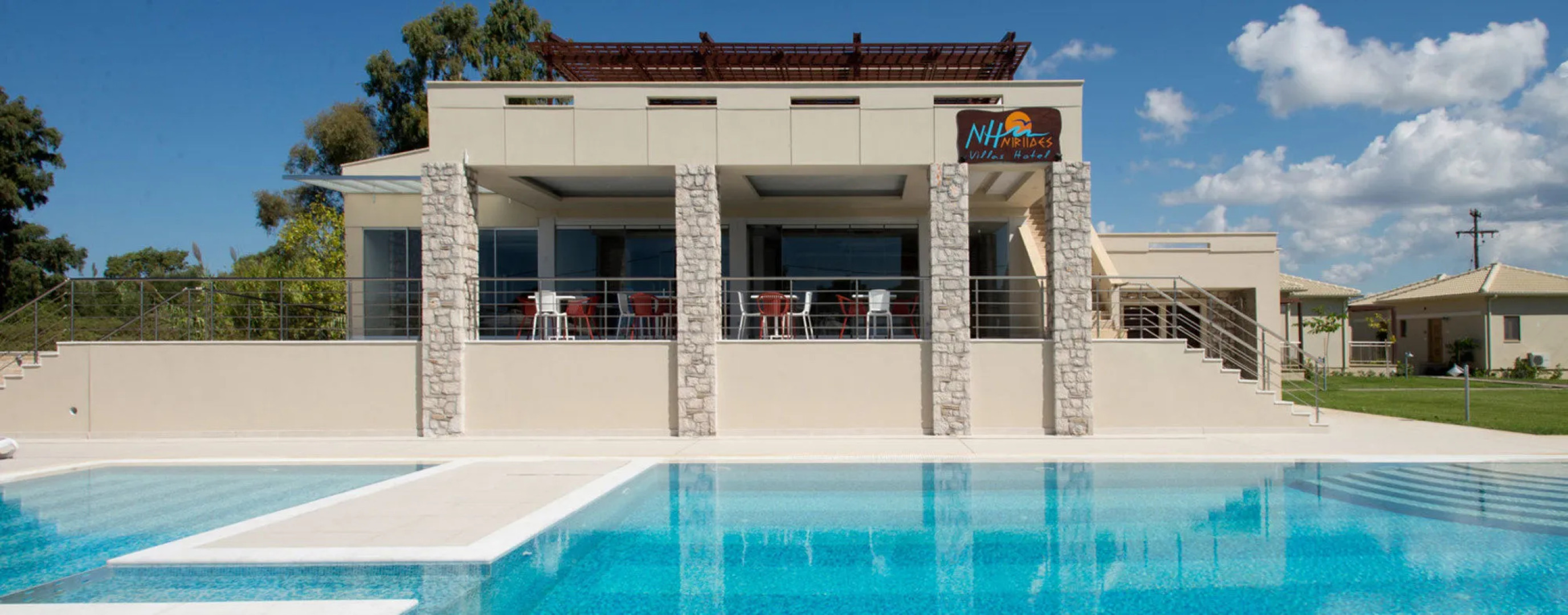 Niriides Luxury Villas