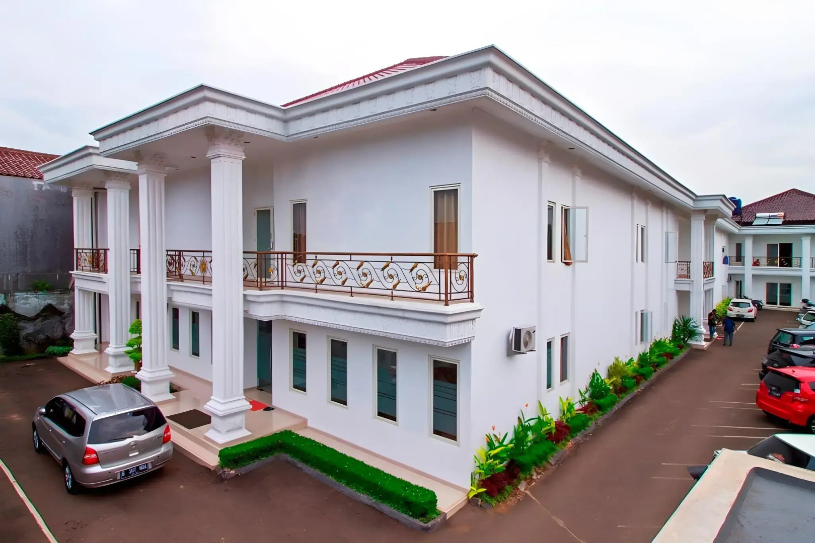 RedDoorz @ Jatiwaringin