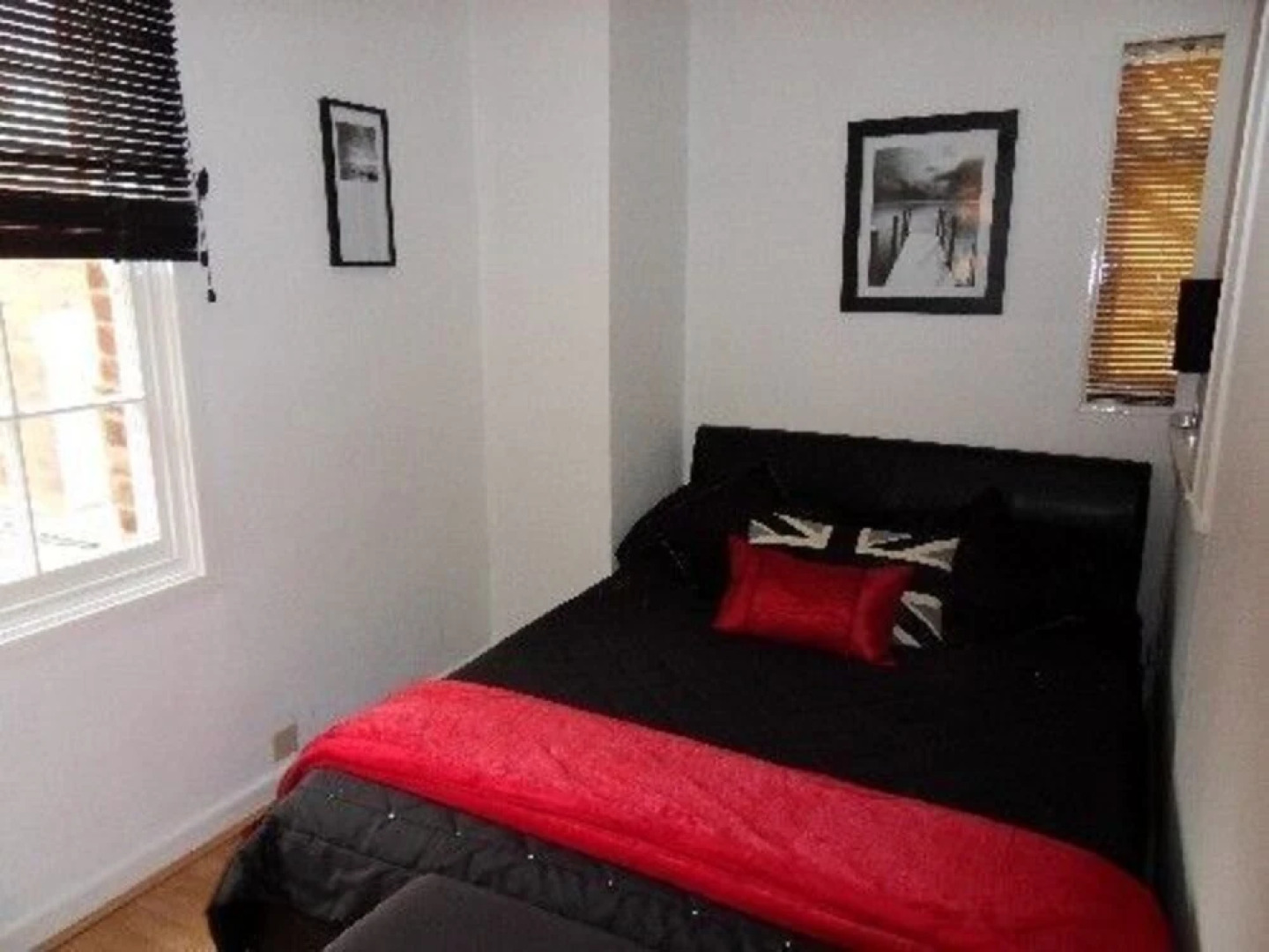 Holly House Bed & Breakfast