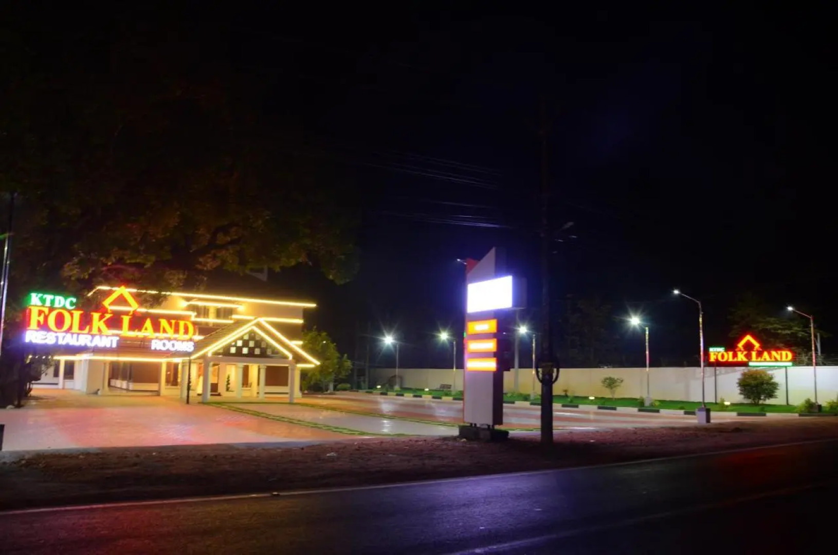 Folk Land , Parassinikadavu