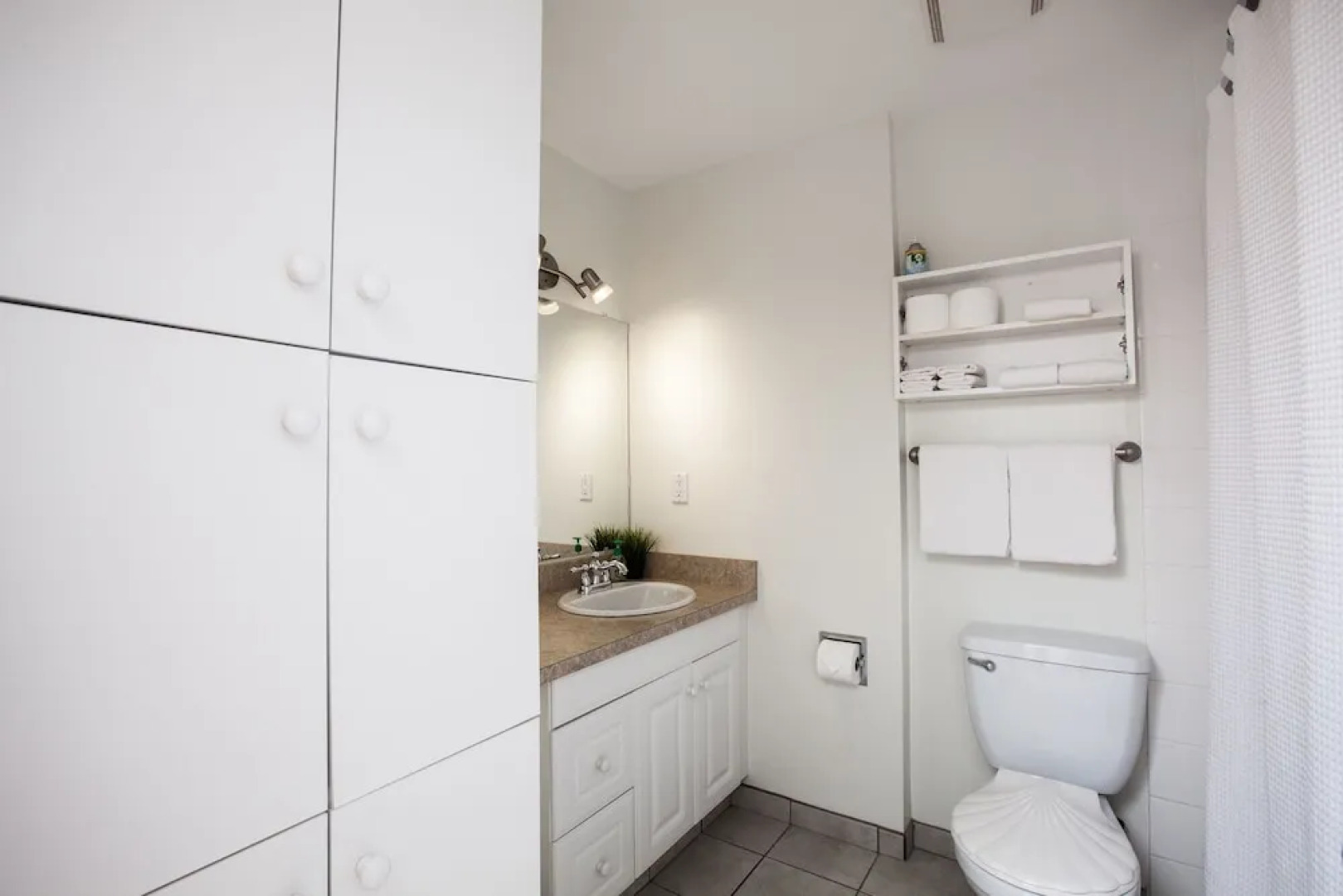 Base Camp Guest House