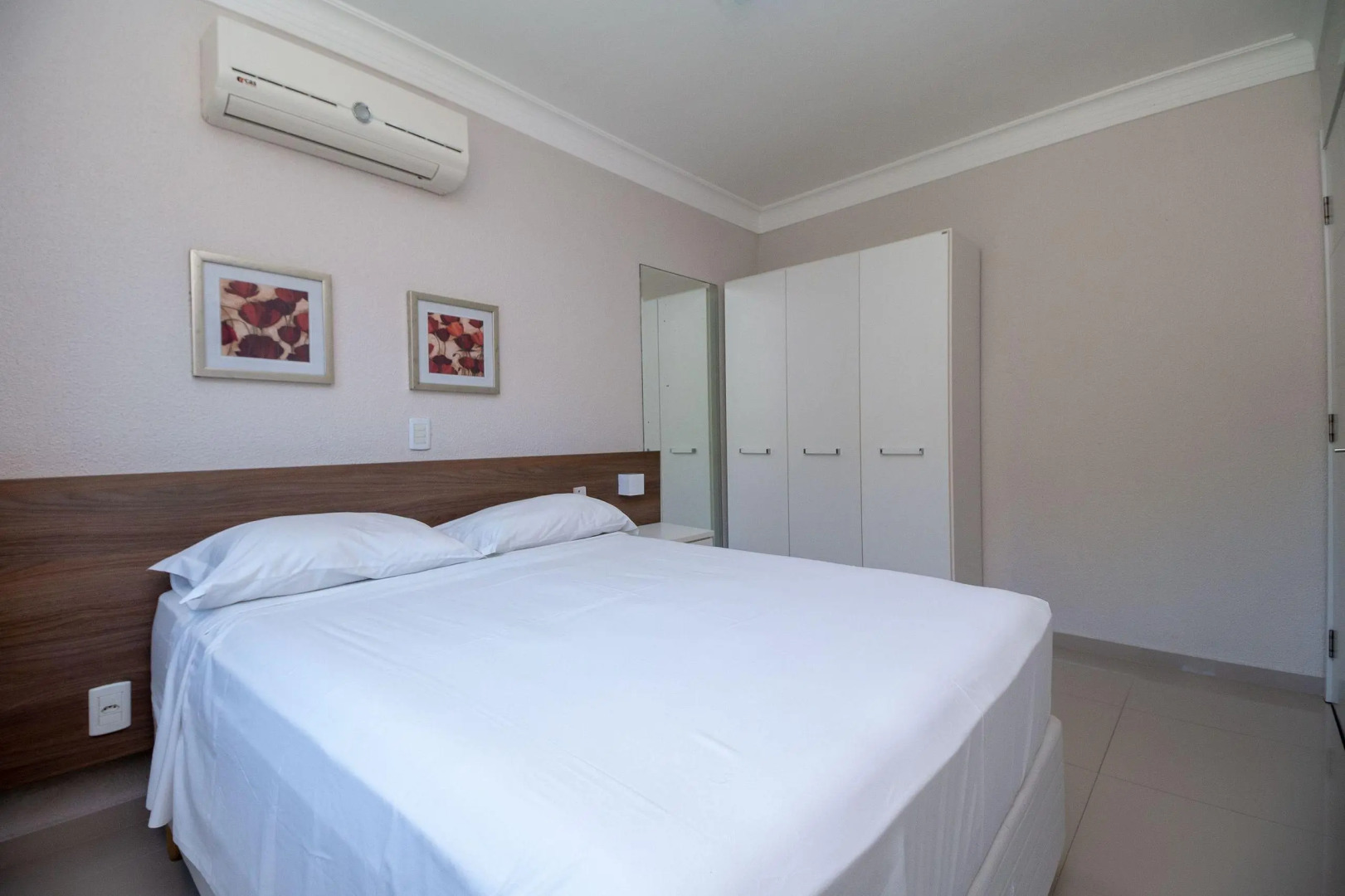 Apartamento 1 quarto no Summer Beach com piscina