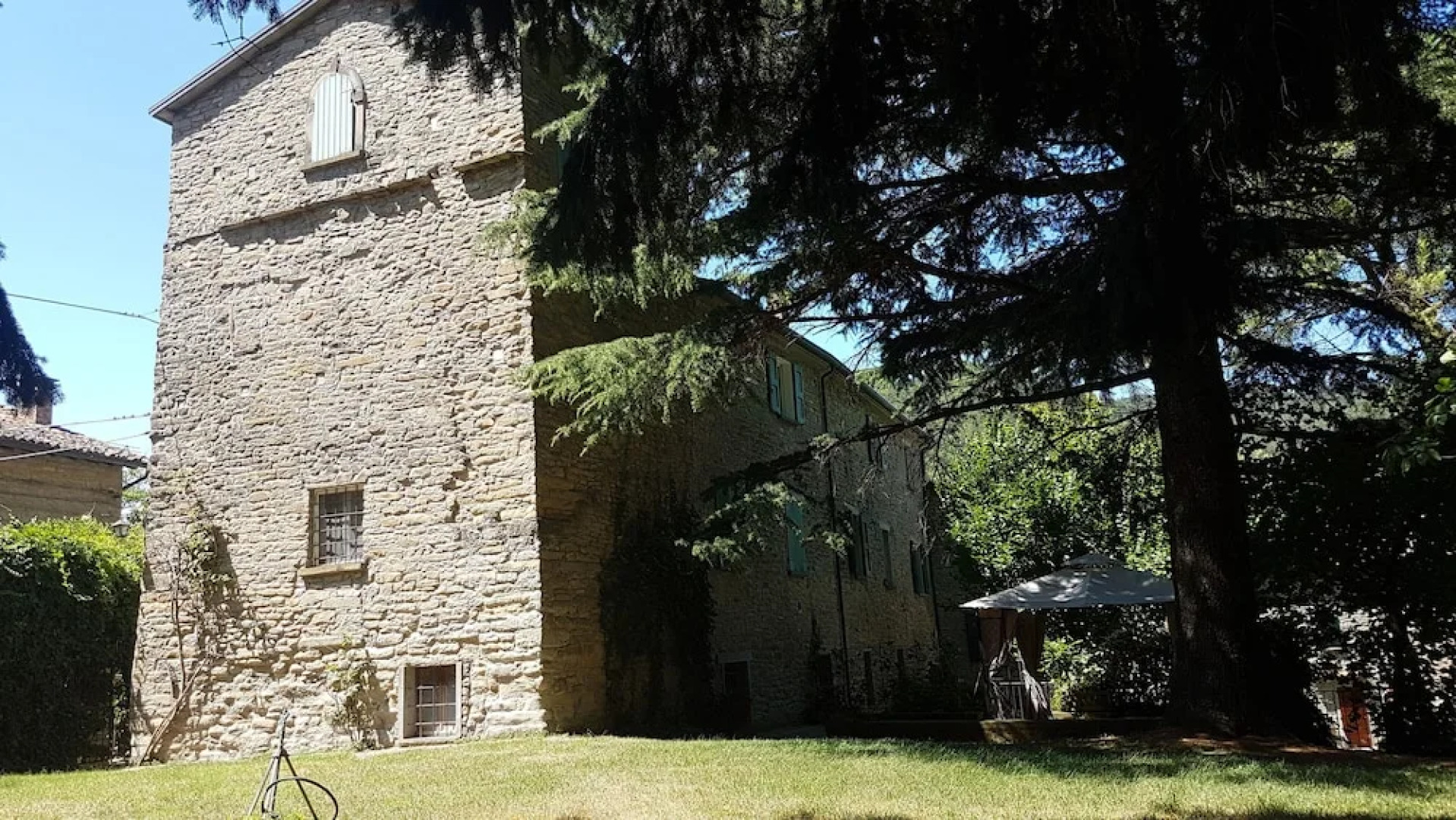 Room in B&B - #fortcozzo_2021 #jacuzzisuite #sauna